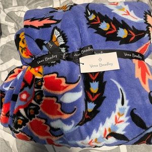 🌸 Vera Bradley Throw Blanket 🌸